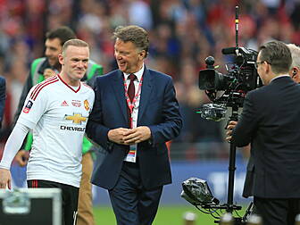 Wayne Rooney picks Van Gaal as...